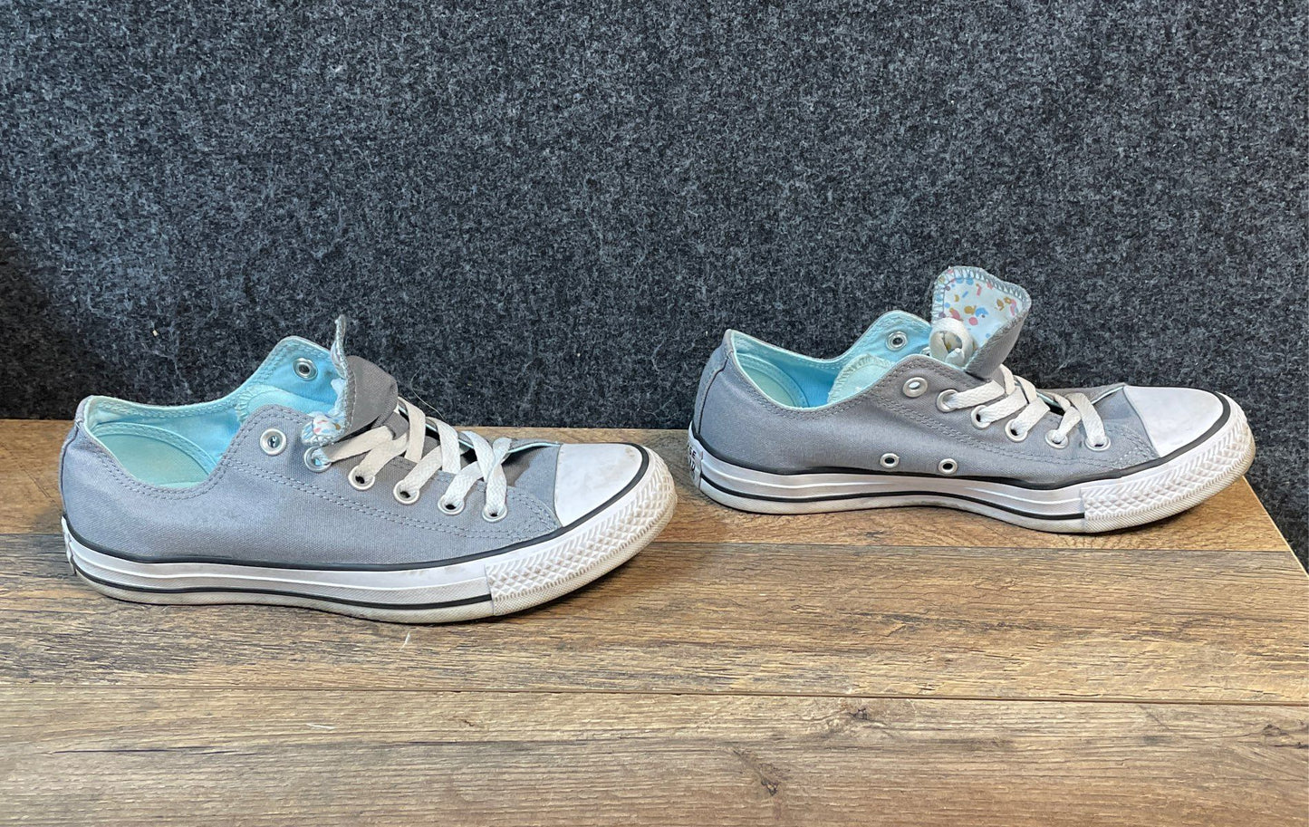 Converse Chuck Taylor All Star Low Top Grey Blue Floral Women's Size 8
