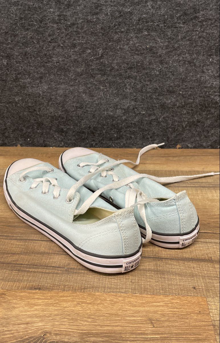 Converse Chuck Taylor All Star Dainty Polar Blue Low Top Women's Size 9.5