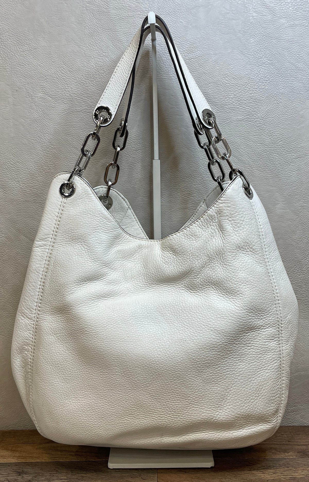 Michael Kors White Pebbled Leather Shoulder Bag Hobo Silver Chain MK Logo