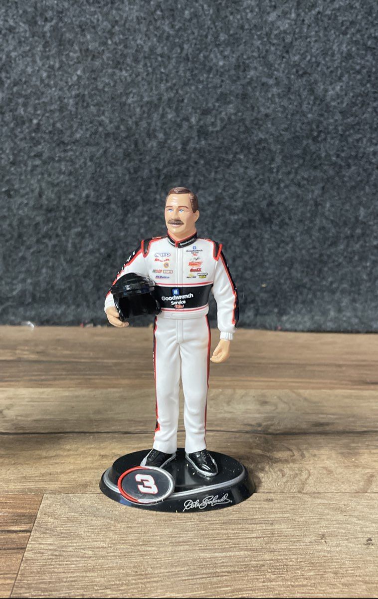 2004 NASCAR Rusty Wallace & Dale Earnhardt Collectible Ornament Lot