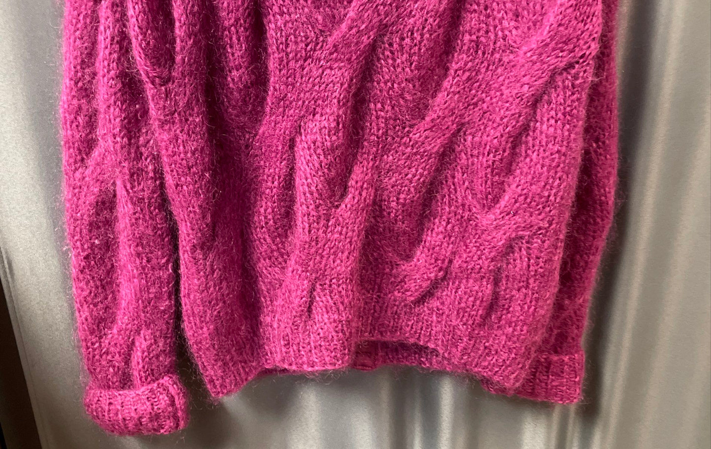 Pridia Women's Fuschia Mohair Wool Cable Knit Pearl Button Cardigan Size M
