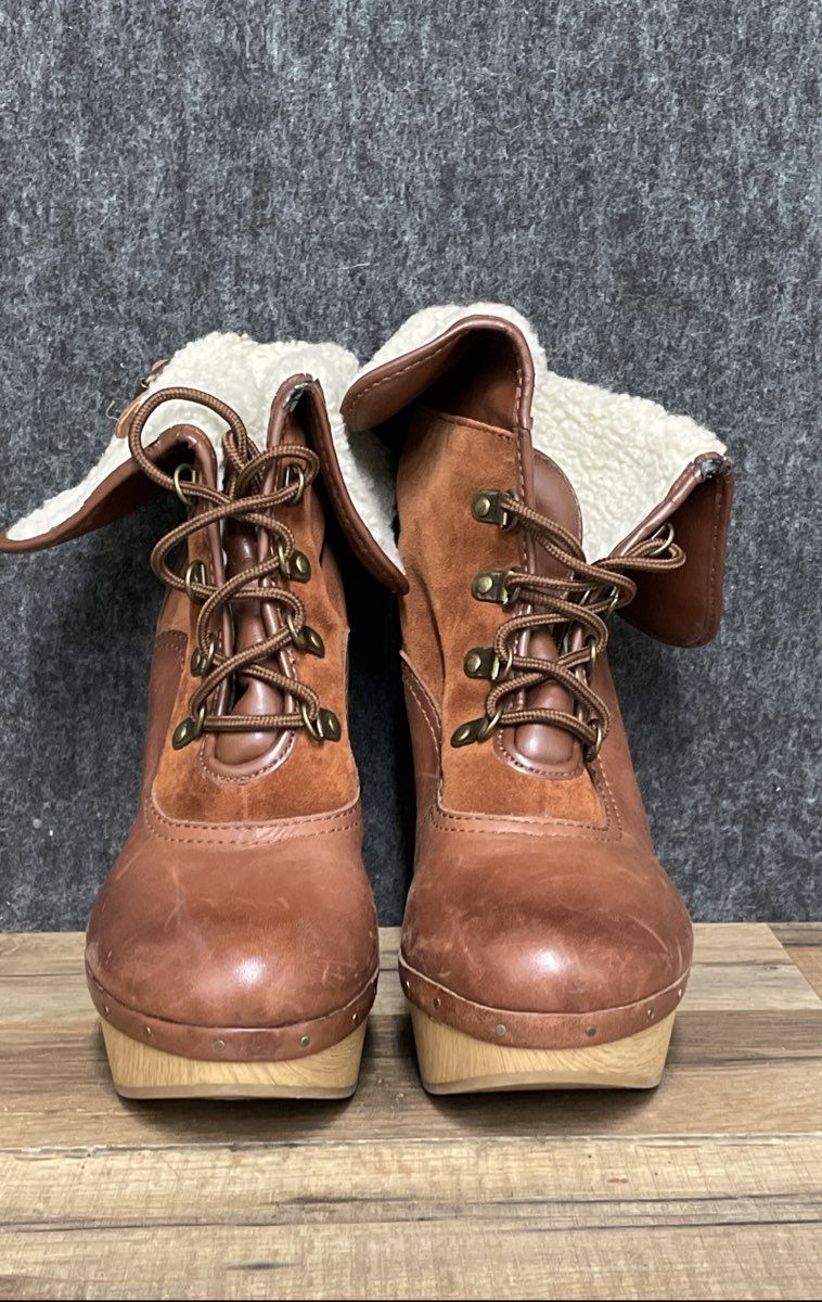 Lucky Brand Brown Leather Shearling Lined Platform Lace Up Booties Size 8