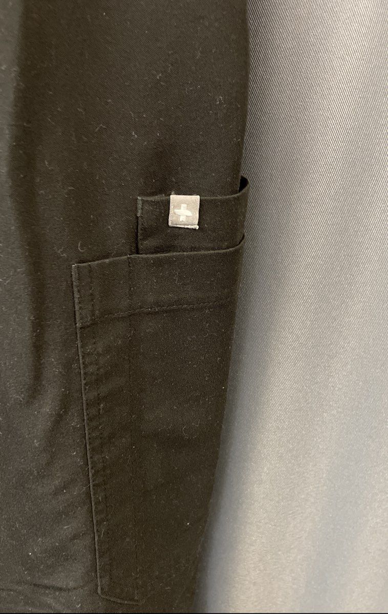 Figs Women's Technical Collection Scrub Pants Black Cargo Sz L