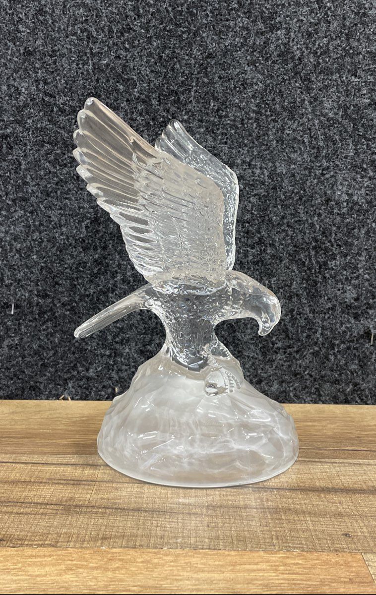 Crystal D'Arques Lead Crystal Eagle Figurine Statue 8" Tall French Glass