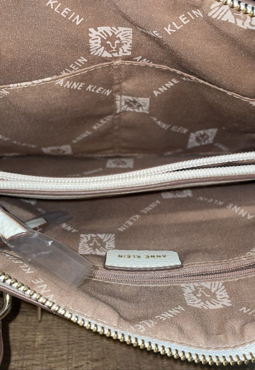 Anne Klein White Pebbled Satchel Handbag Snake Print Scarf Gold Hardware