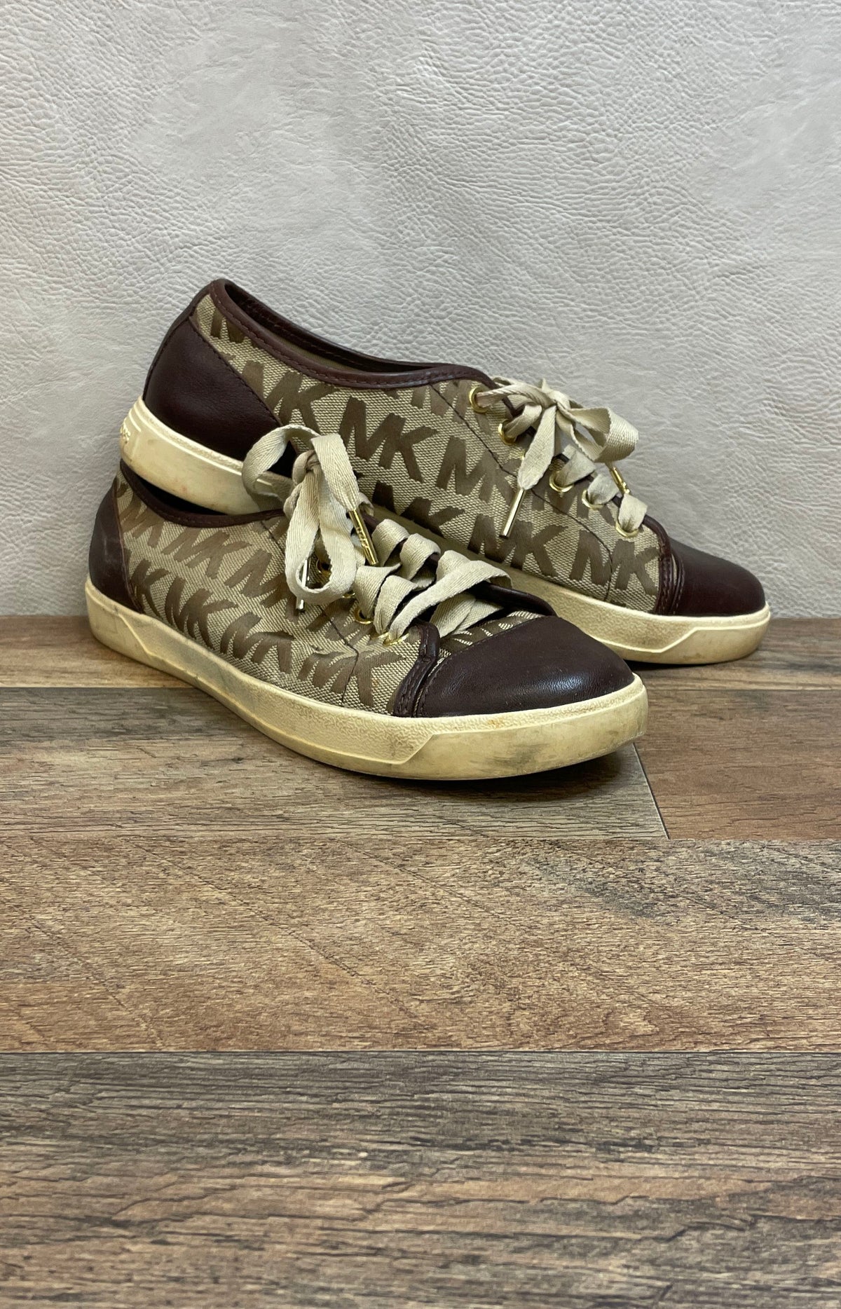 Michael Kors Logo Monogram Brown Leather Trim Low Top Sneakers Size 8M