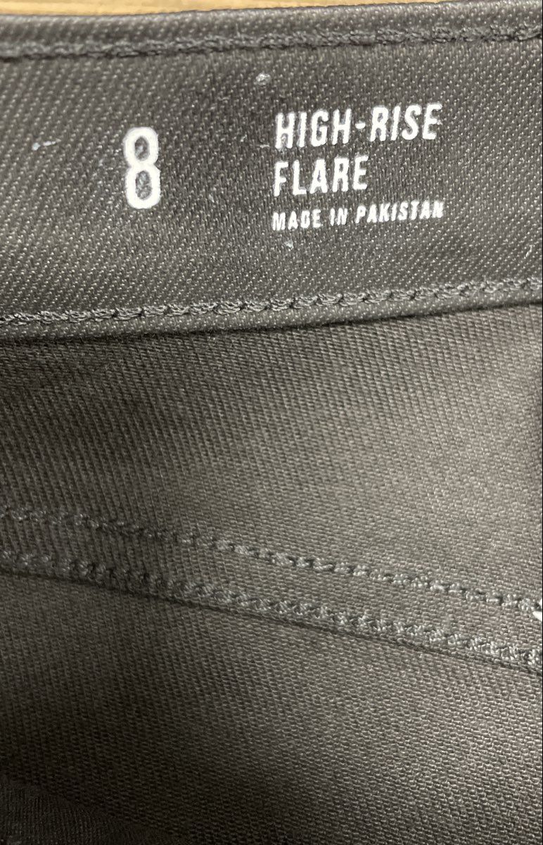a.n.a Women's Black Coated High-Rise Flare Jeans Faux Leather Look Sz 8 NWT