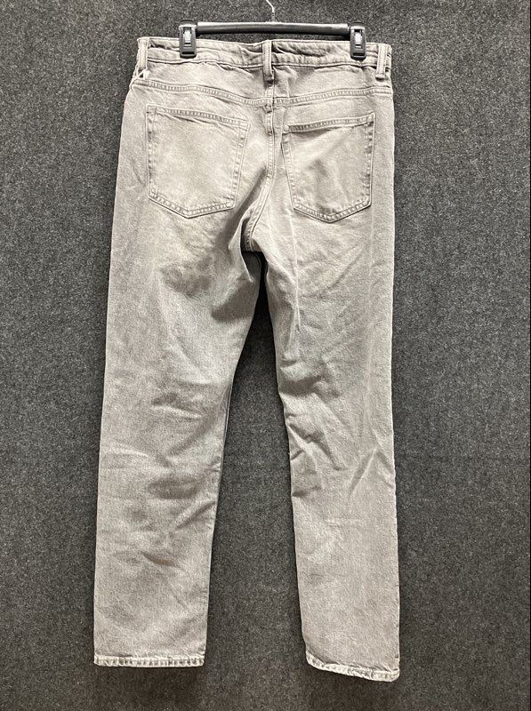 H&M Men's Gray Straight Regular Fit Jeans Faded Wash Denim NWT Size 34x32