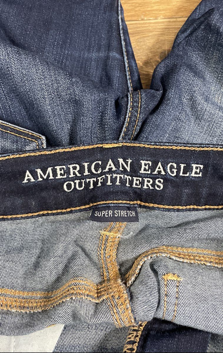 American Eagle Women's Super Stretch Dark Wash Skinny Blue Jeans Size 6 Short