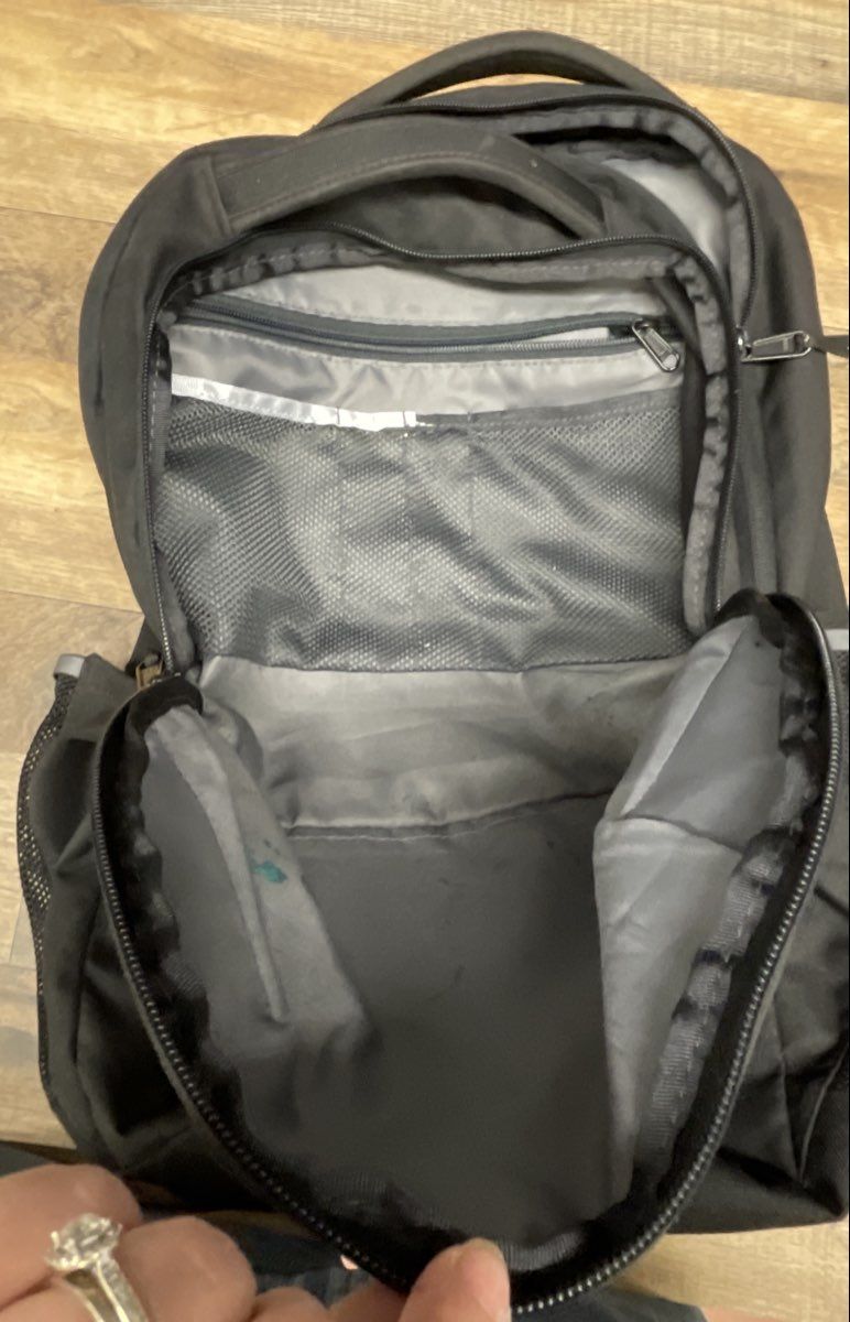 The North Face Black Vault Backpack Laptop Book Bag FlexVent