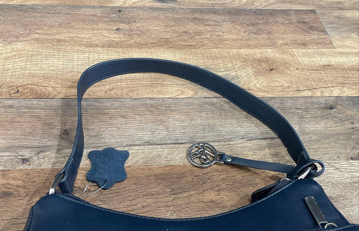 Kim Rogers Navy Blue Leather Shoulder Bag Multi Pocket Silver Hardware