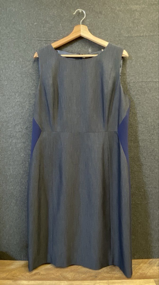 Tahari Women's Grey Navy Blue Colorblock Sheath Sleeveless Dress Sz 10