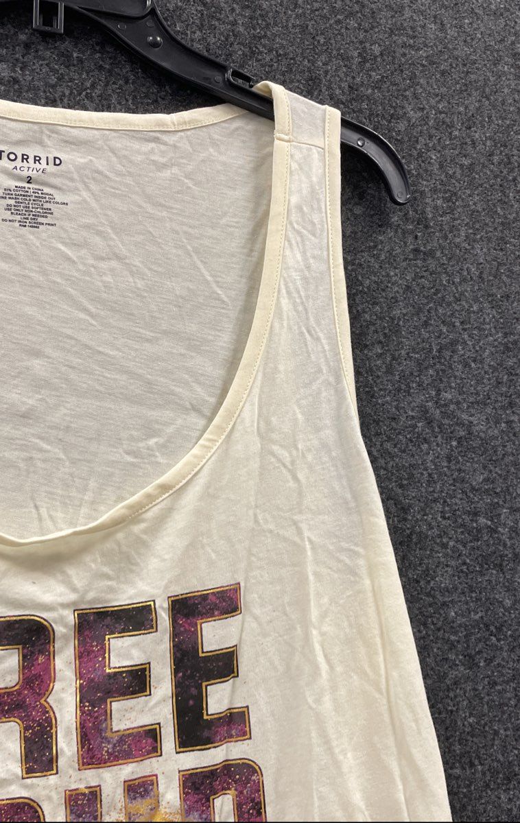 Torrid Active Women's Ivory Free Your Soul Graphic Galaxy Tank Top NWT Size 2