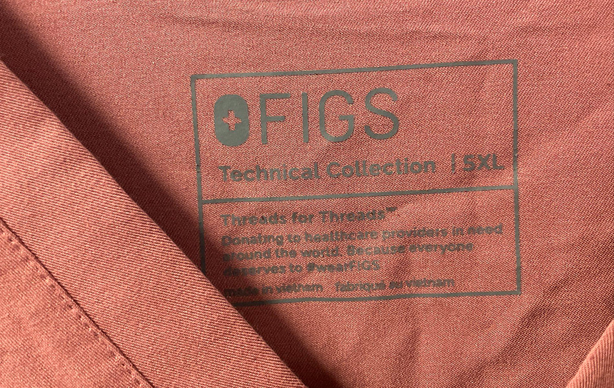 Figs Women's Scrub Set Brick Catarina V-Neck Top 5XL Cargo Pants 5XLT