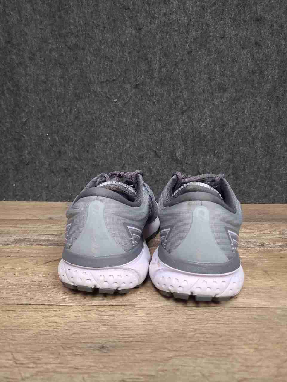 Brooks Ghost 13 Grey Road Running Shoes Women's Size 7