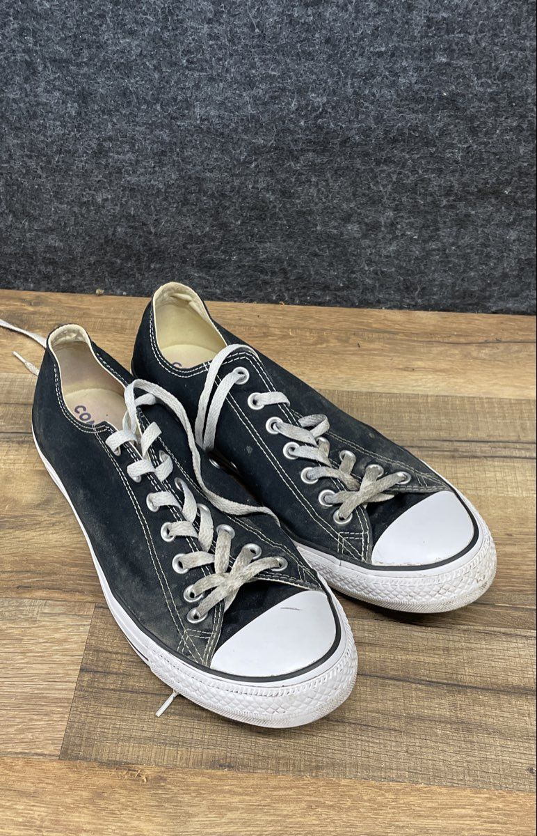 Converse Chuck Taylor All Star Ox Black Low Top Sneakers Men's 10 Women's 12