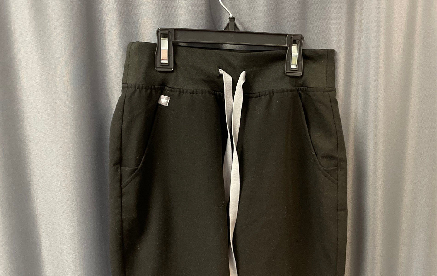 Figs Women's Zamora Jogger Scrub Bottoms Black Cargo Pockets Sz XXS/P