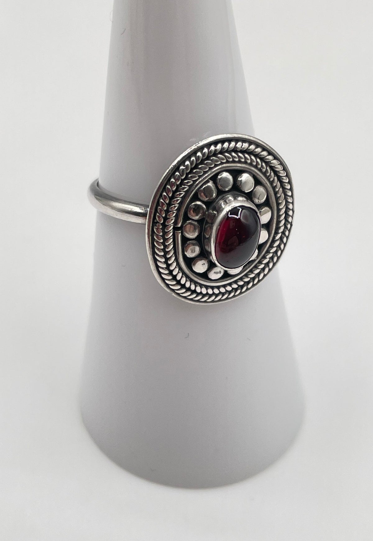 925 Sterling Silver Red Resin Stone Bali Style Twisted Rope Ring 2.8g