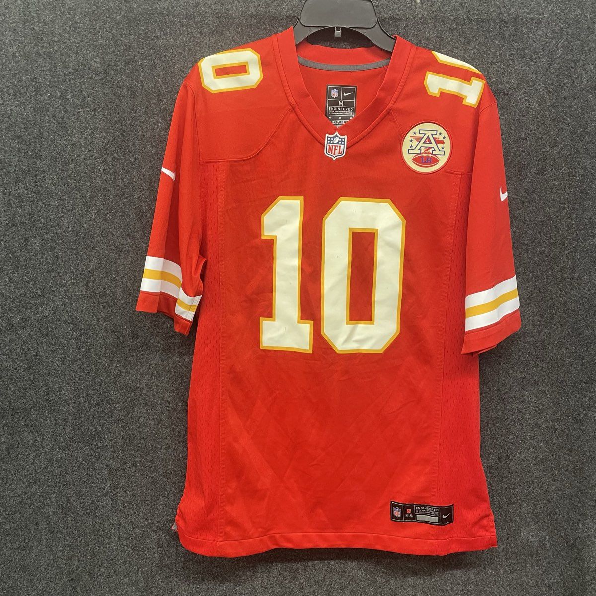 Nike Men's Kansas City Chiefs Isiah Pacheco #10 Red NFL Jersey Sz M