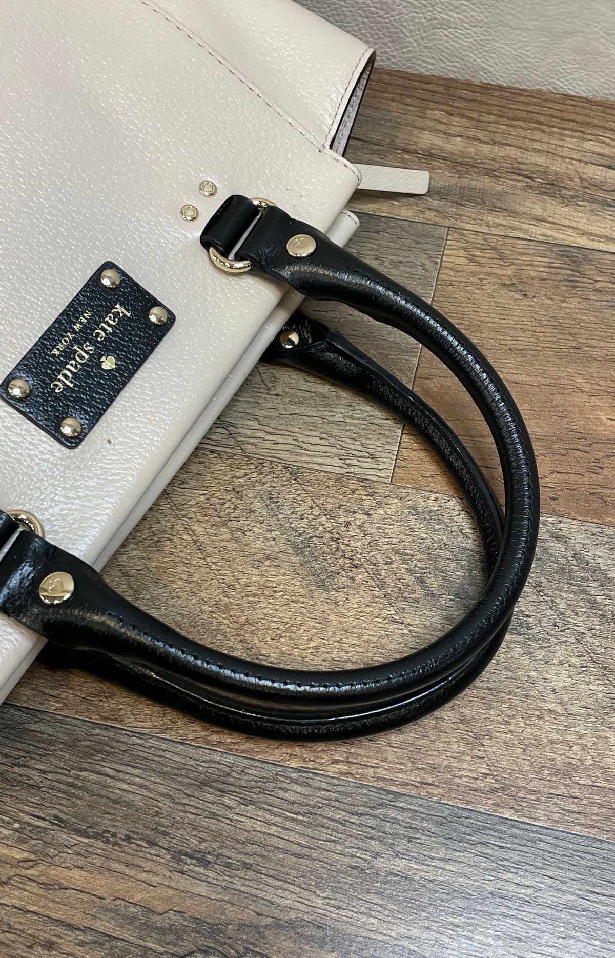 Kate Spade Cream Black Pebbled Leather Satchel Handbag Two Tone Gold Hardware