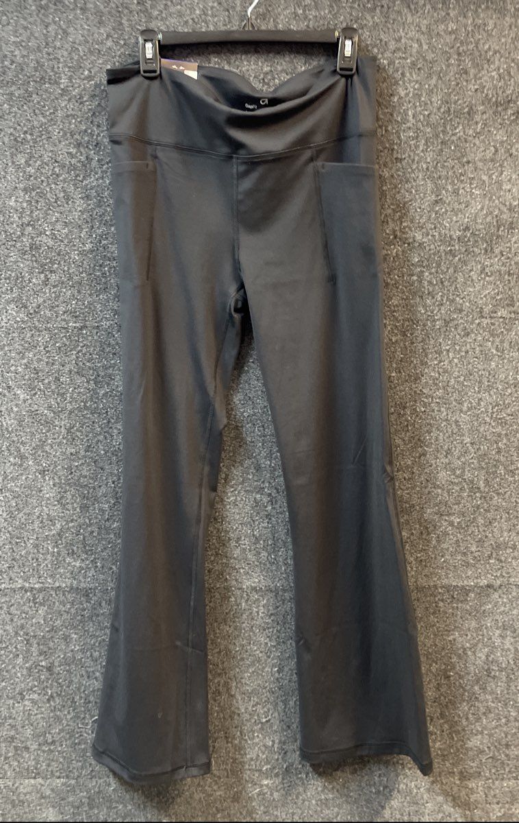 GapFit Women's Flare Legging Black Side Pockets Moisture Wicking NWT Size L
