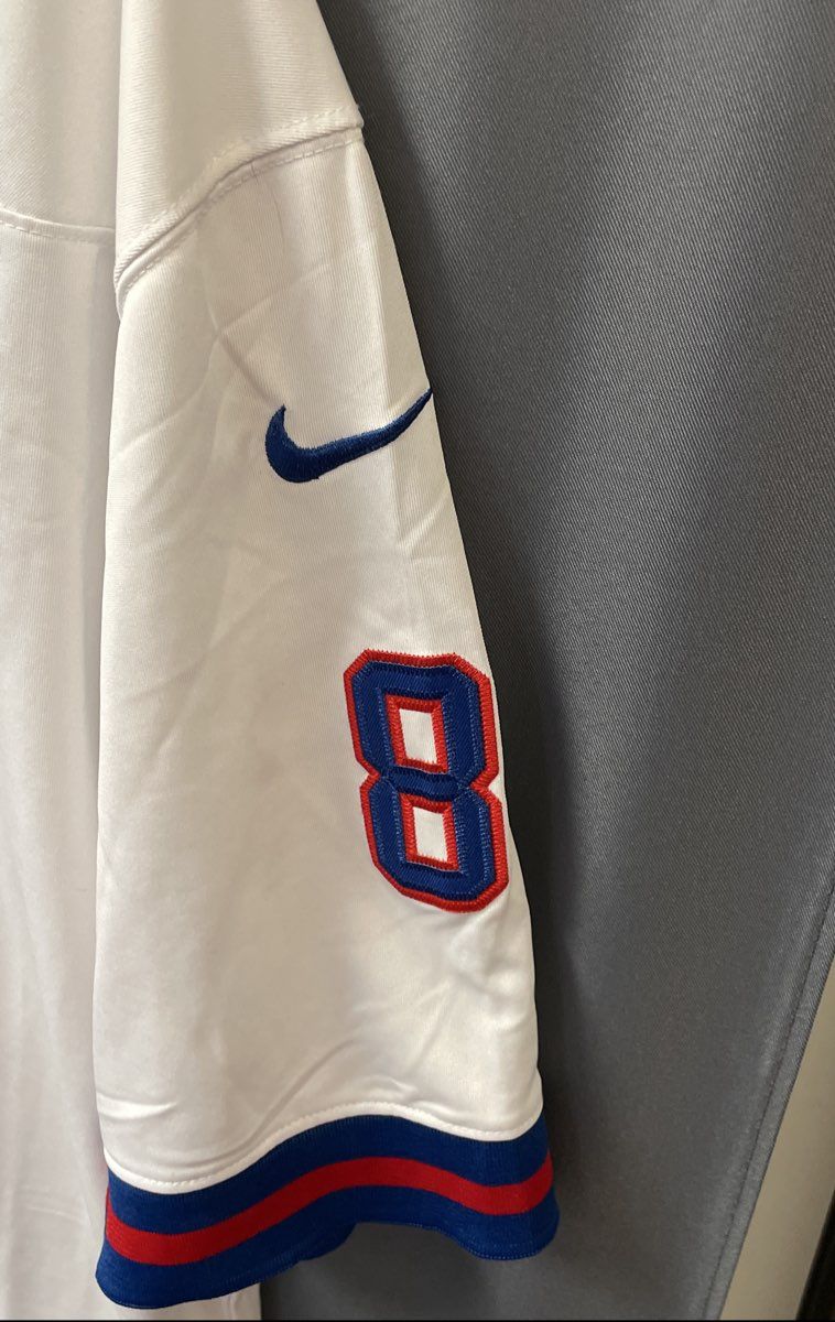 Nike Men's NY Giants Daniel Jones #8 White On Field Football Jersey Size M