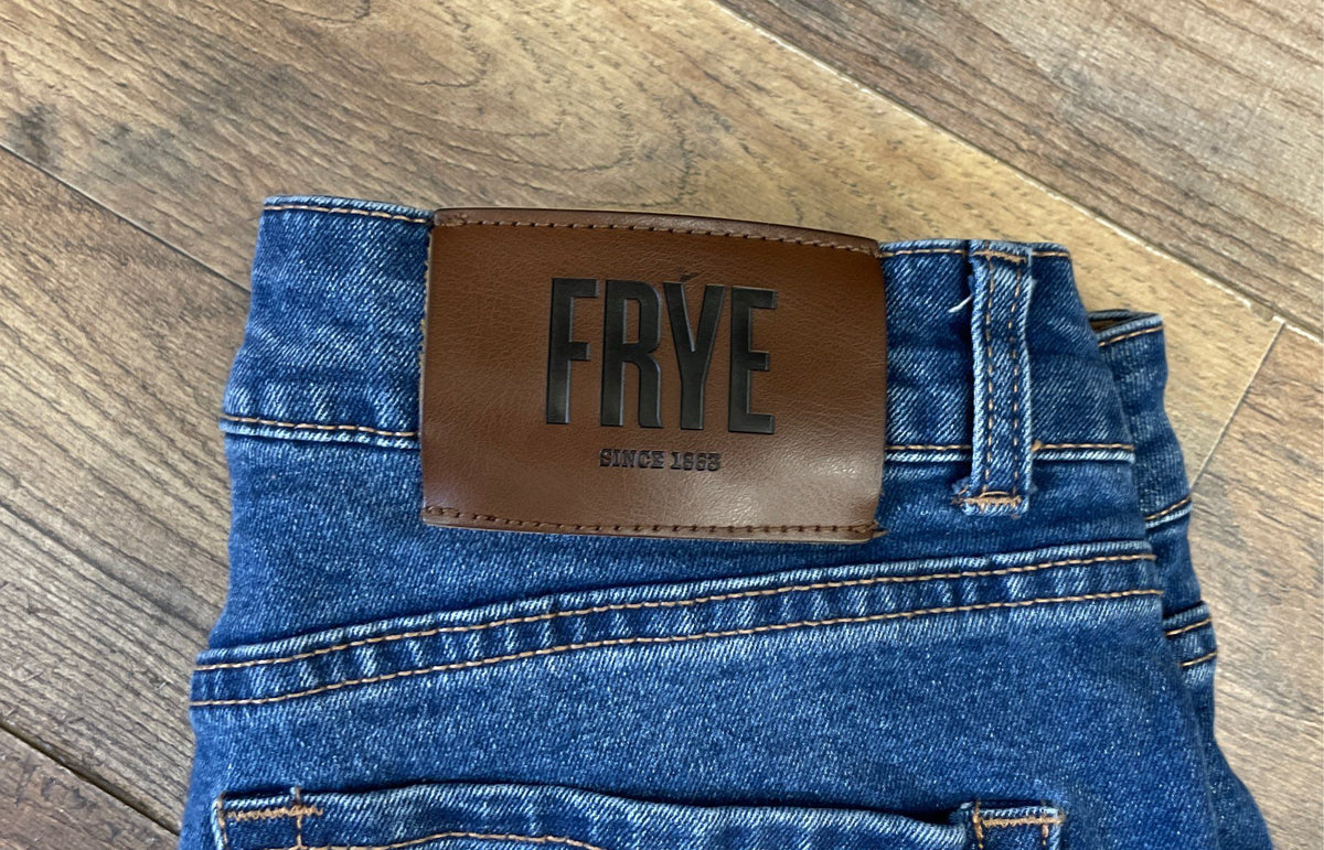 Frye Women's Blue Straight Leg Stretch Medium Wash Jeans Sz 4/27