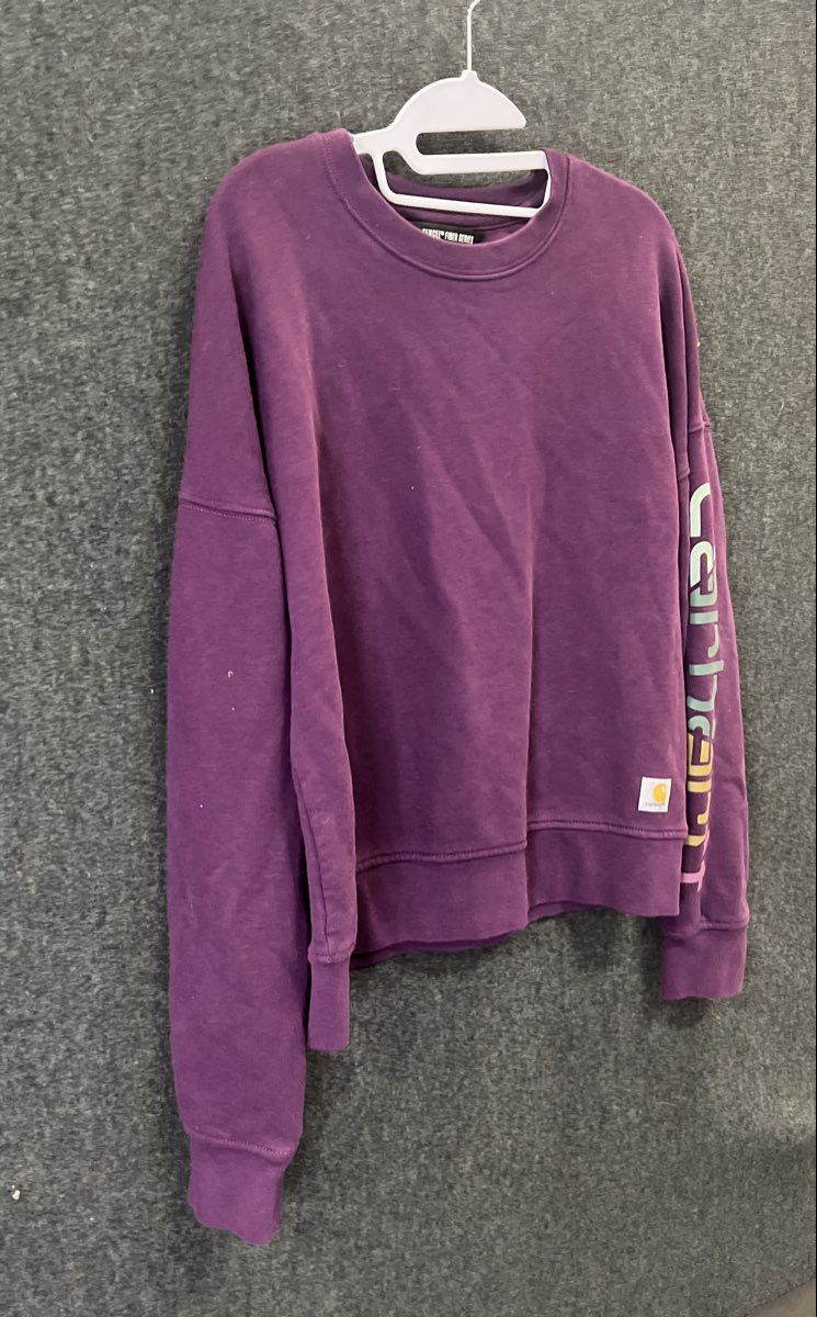 Carhartt Women's Purple Crewneck Sweatshirt Gradient Logo Sleeve Loose Fit Sz S