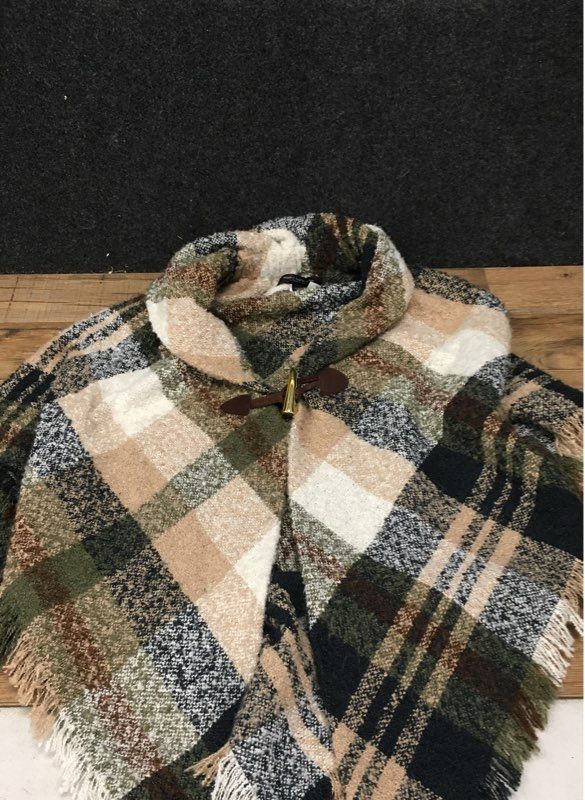 Marc New York Andrew Marc Women's Plaid Poncho Green Tan Toggle Fringe One Size