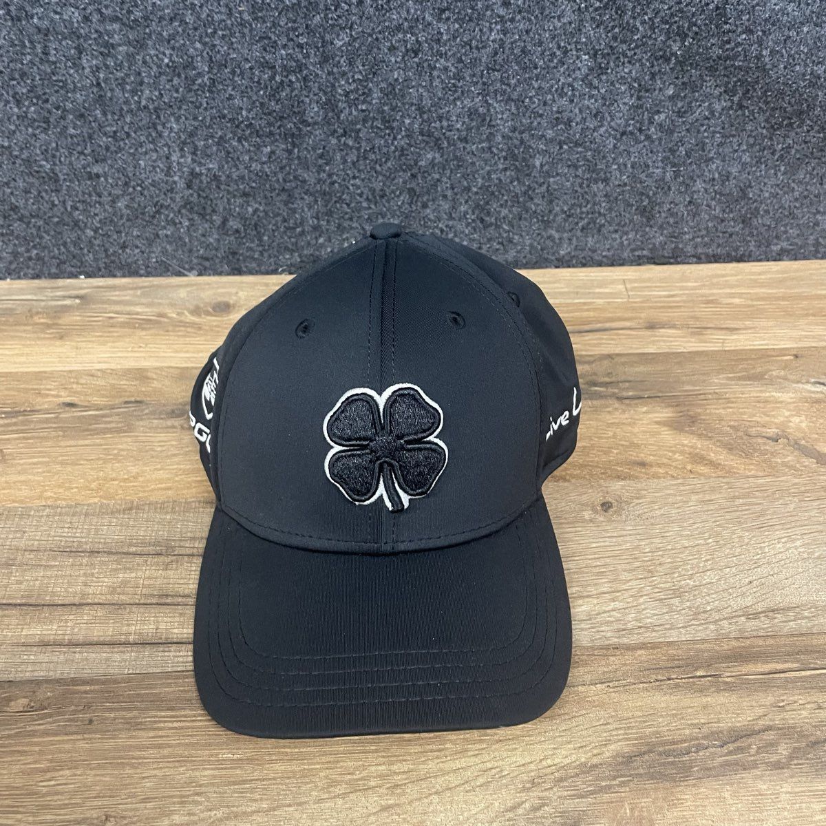 Black Clover Men's Baseball Cap Hat Black Live Lucky Clover Logo NWT Sz S/M