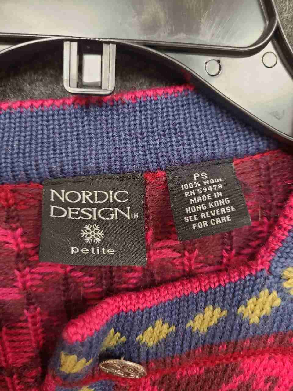 Vintage Nordic Design Women's Red Pink Wool Cardigan Sweater Petite Small PS