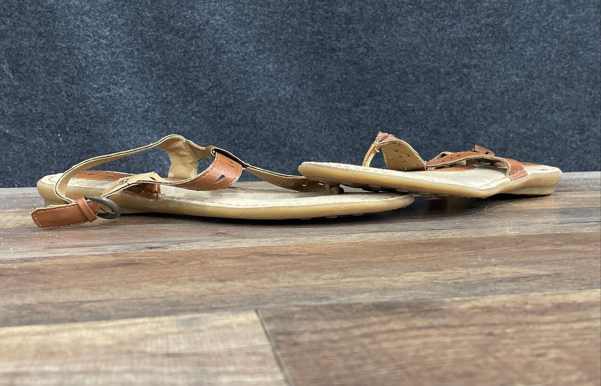 B.O.C. Born Concept Brown Cream T-Strap Thong Ankle Strap Sandals Size 11