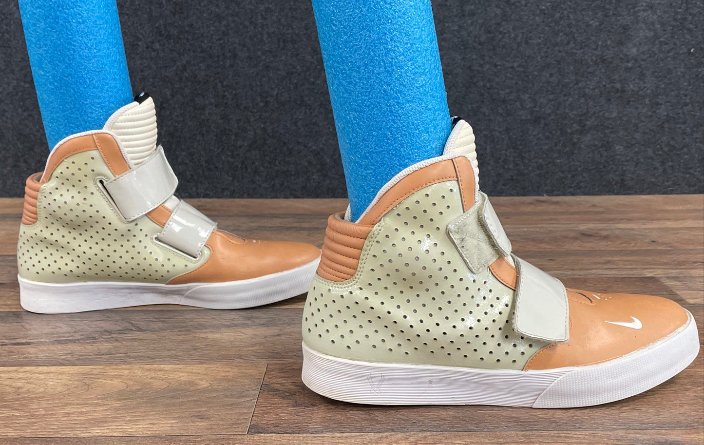 Nike Flystepper 2K3 Vachetta Tan Beige High Top Sneakers