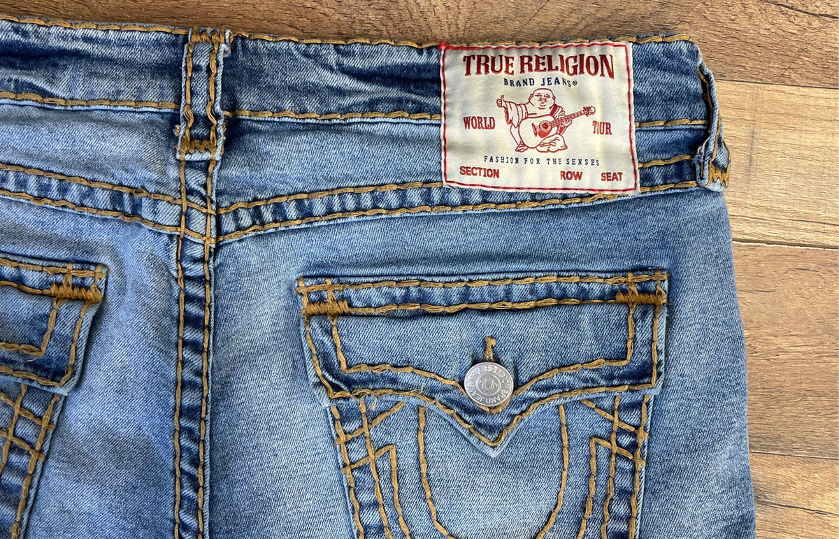 True Religion Men's Blue Ricky Relaxed Straight Cut-Off Denim Shorts Size 38