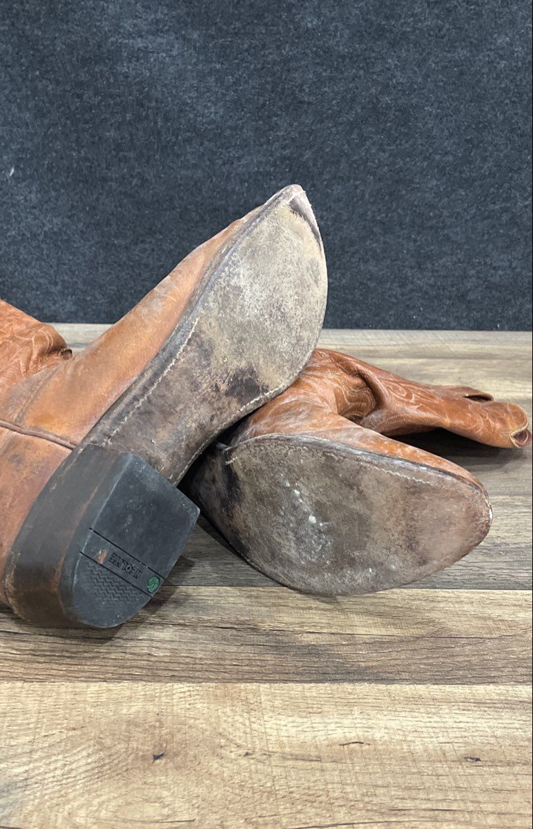 Vintage Neolite Tan Leather Western Stitched Cowboy Boots Size 12" Outsole