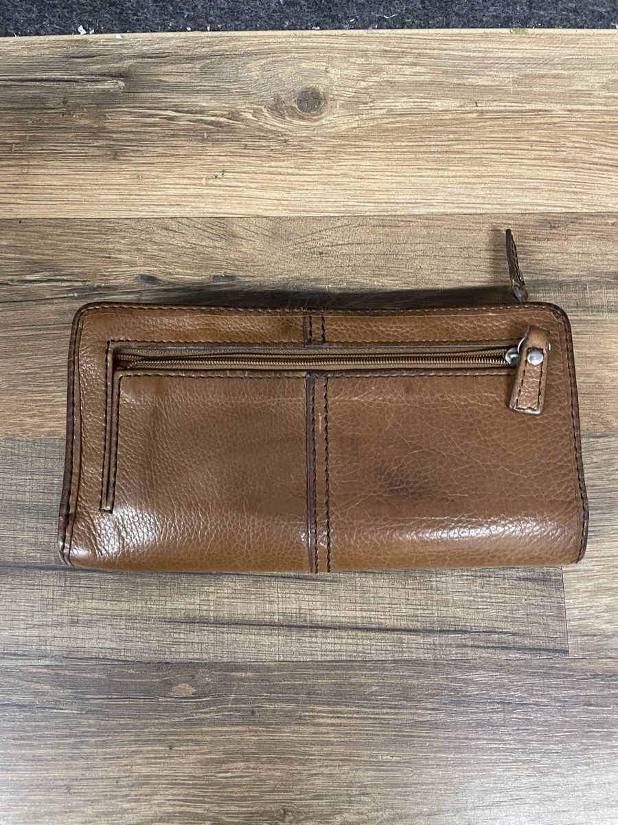 Fossil Brown Pebbled Leather Zip Around Clutch Wallet Silver Hardware