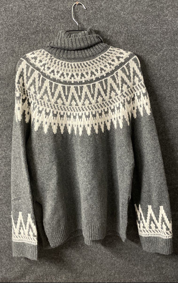 H&M Women's Gray White Jacquard Knit Fair Isle Turtleneck Sweater Size M