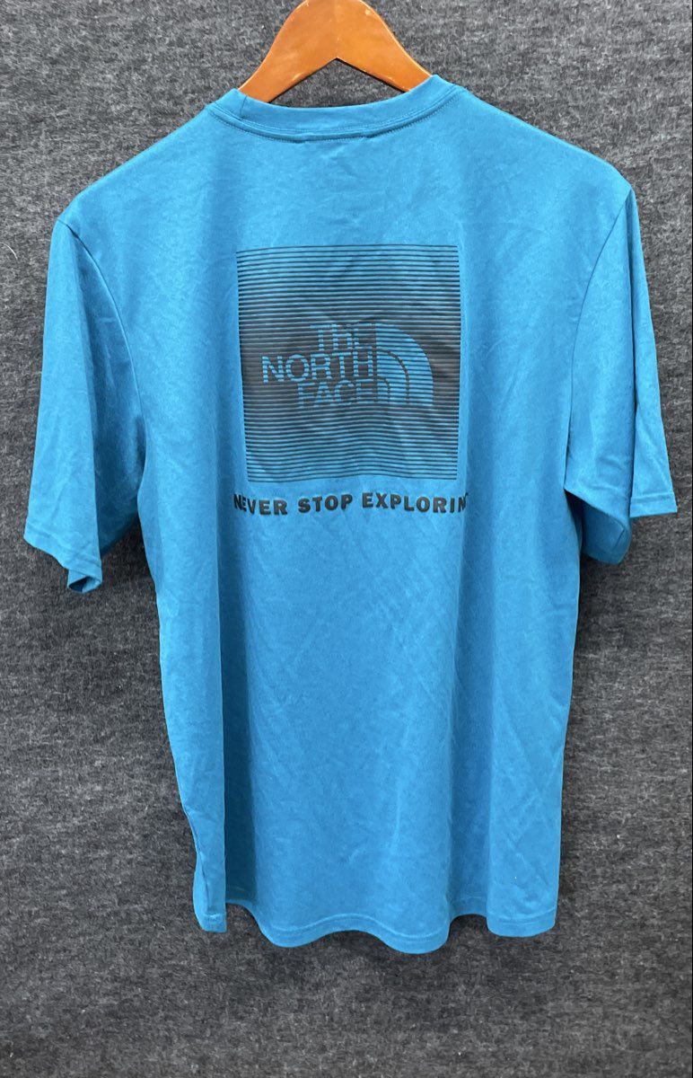 The North Face Men's Blue Active Fit Polyester Graphic Back T-Shirt Size M