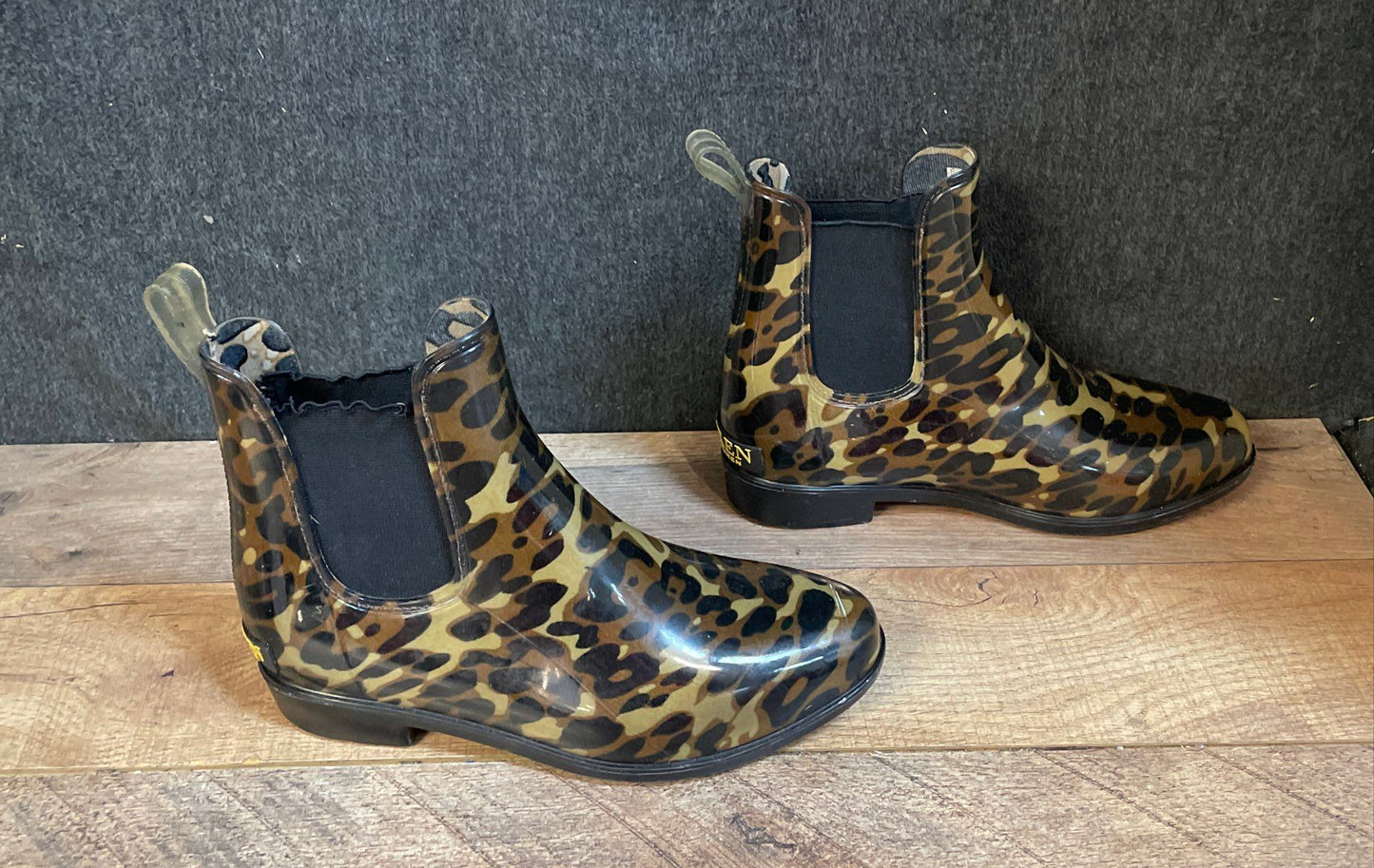 Lauren Ralph Lauren Tally Leopard Print Ankle Chelsea Rain Boots Women's Size 6