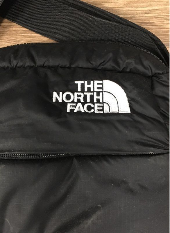 The North Face Black Padded Utility Crossbody Bag Small Shoulder Pouch