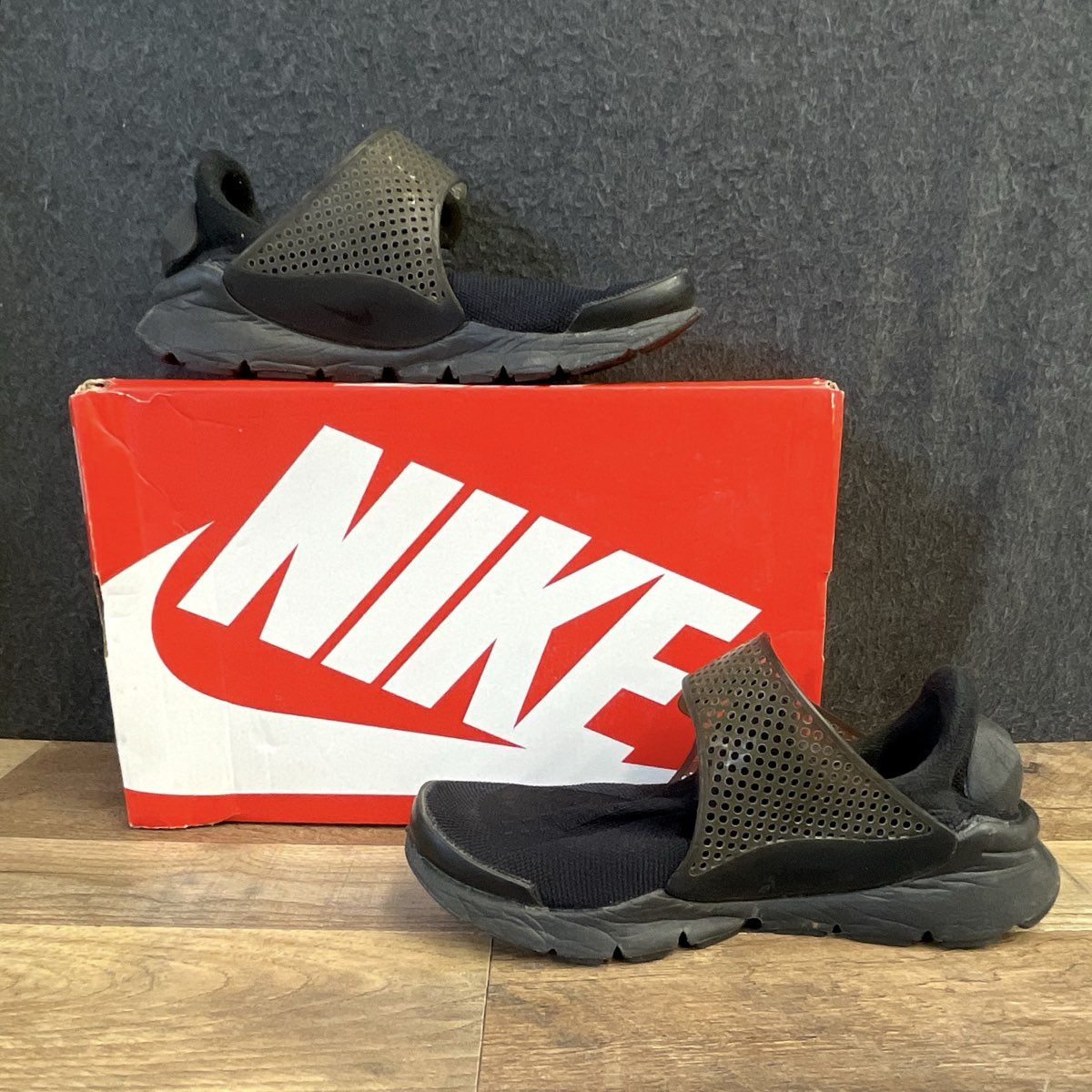 Nike Sock Dart Triple Black Women's Sneakers 848475-003 Size 8