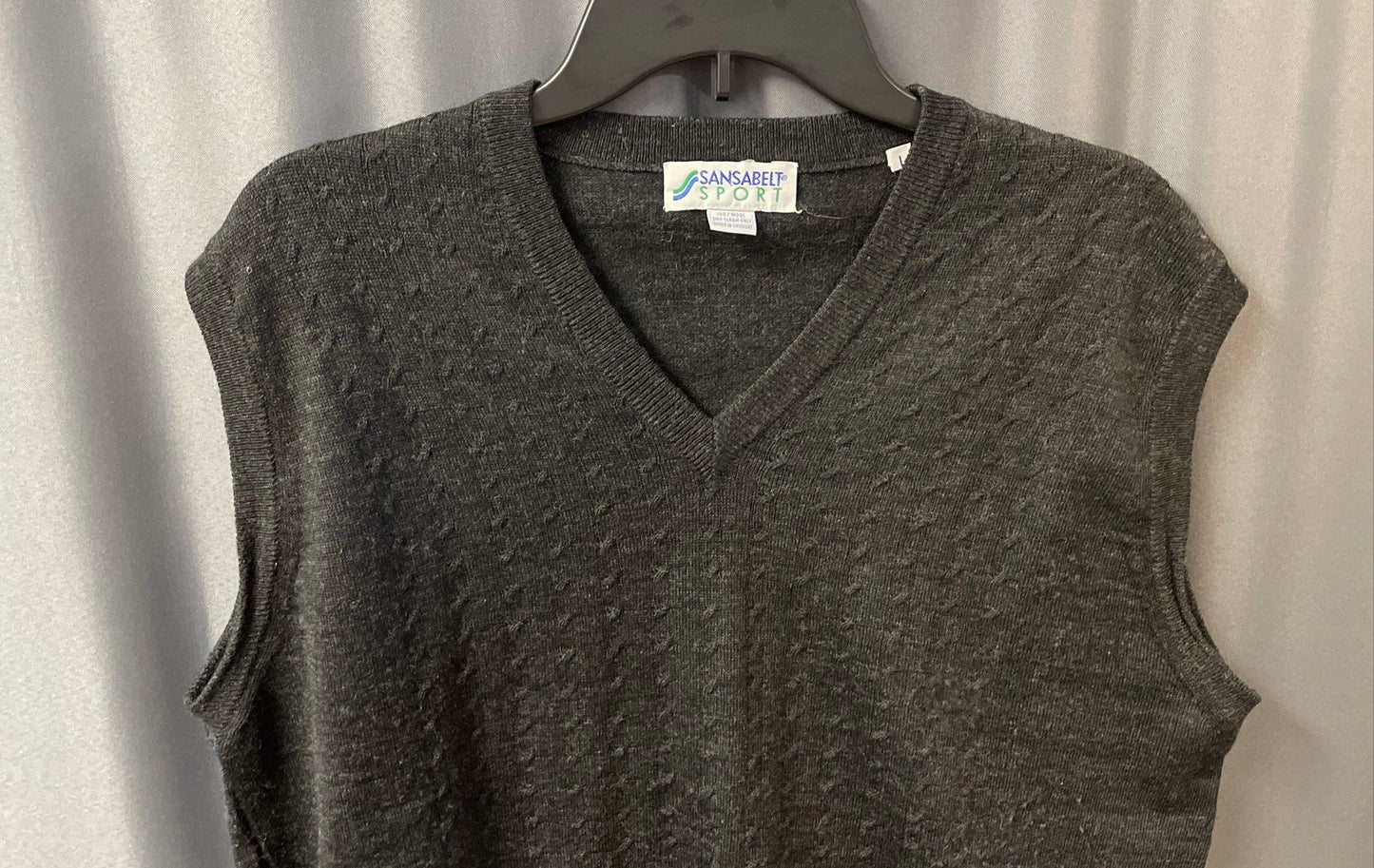 Sansabelt Sport Men's Gray 100% Wool Textured V-Neck Sweater Vest Sz L