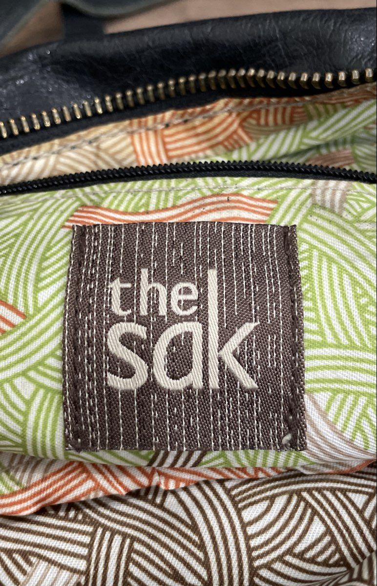 The Sak Black Leather Crossbody Bag Silver Hardware Braided Zipper Pulls