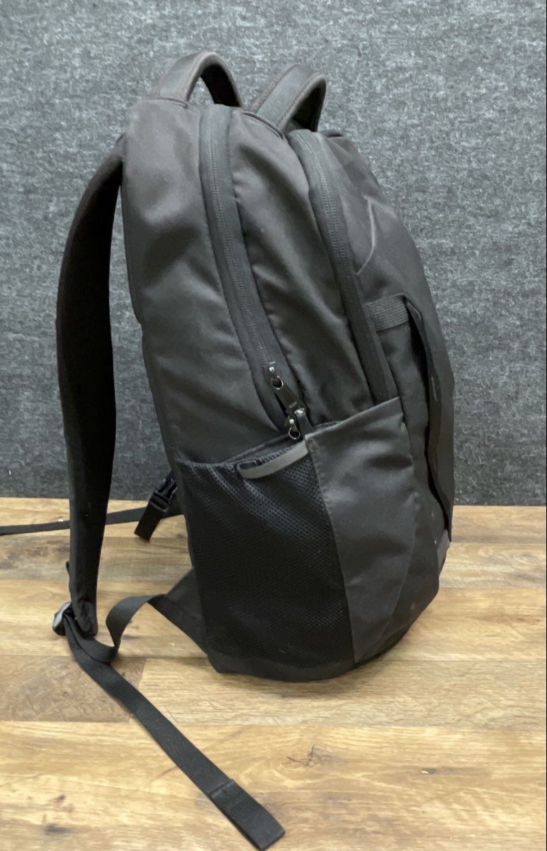The North Face Black Vault Backpack Laptop Book Bag FlexVent