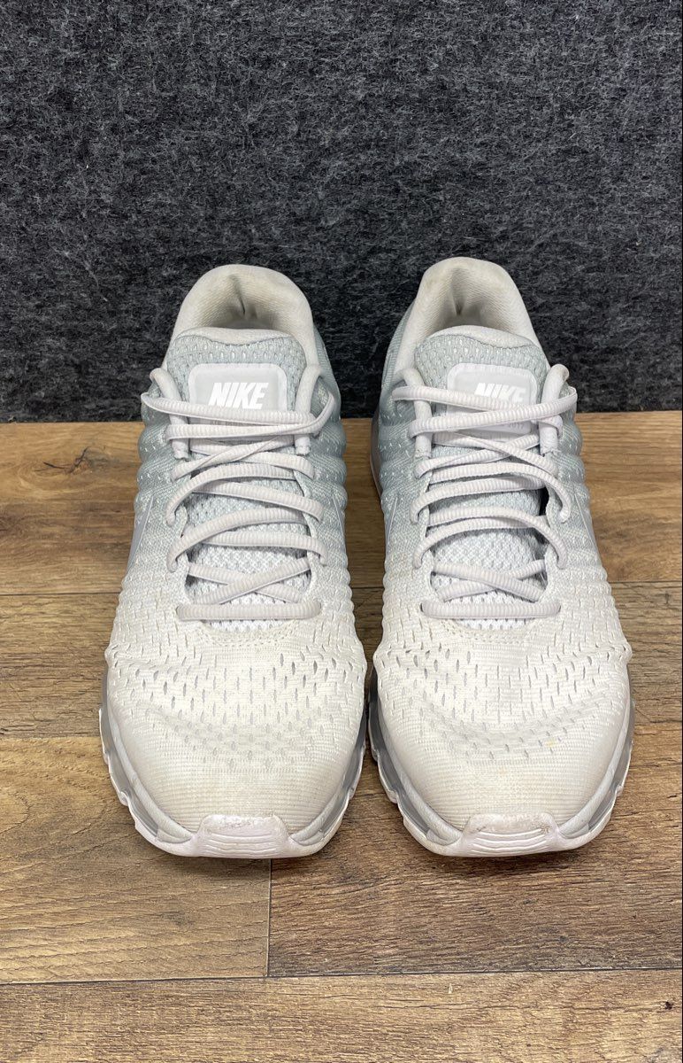 Nike Air Max 2017 Pure Platinum Wolf Grey Running Shoes Men's Size 7.5