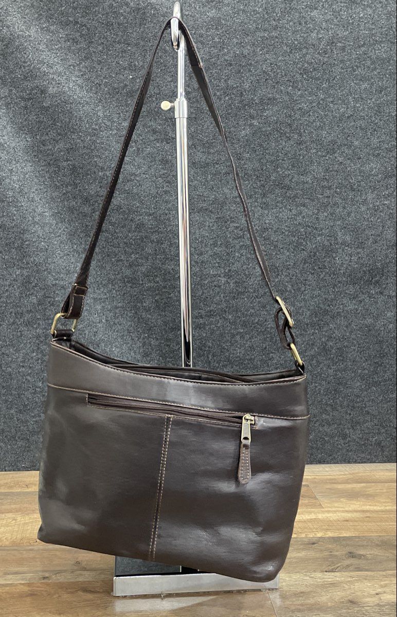 Clava Dark Brown Leather Vintage Shoulder Bag Adjustable Strap Brass Hardware