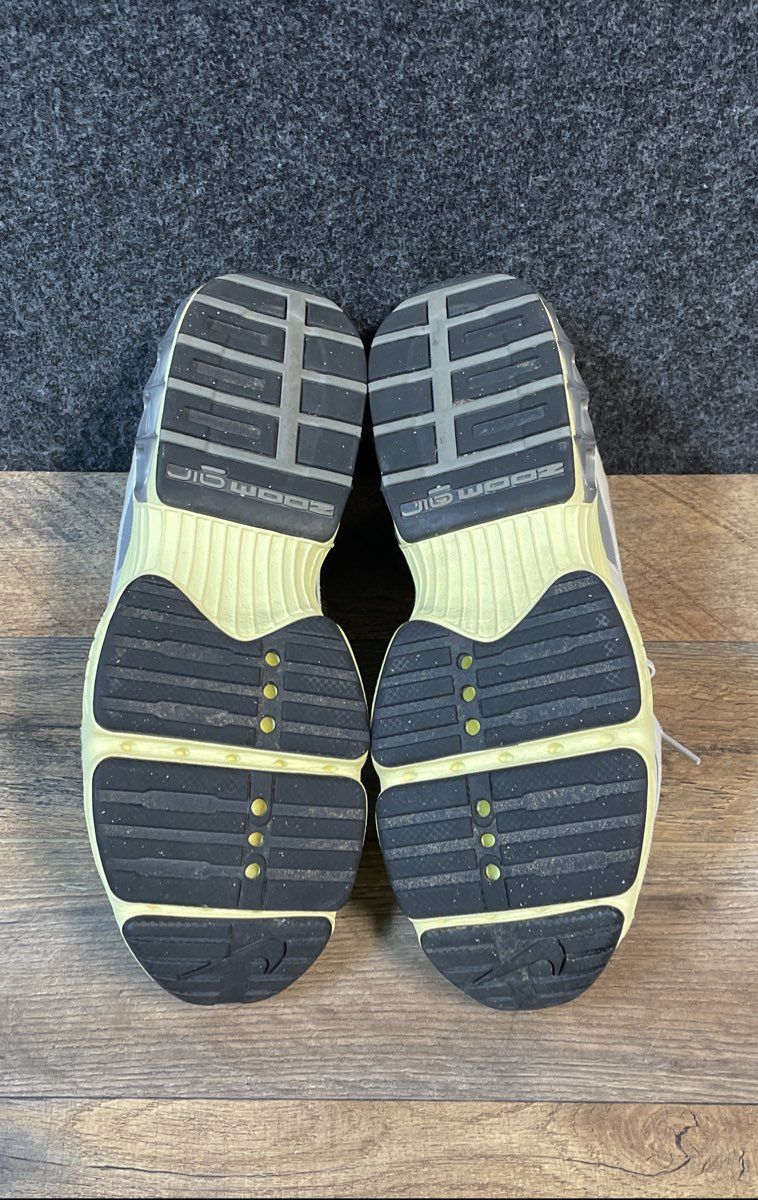 Nike Zoom Vomero 5 Light Bone Yellow Silver Women's Running Shoes Size 11