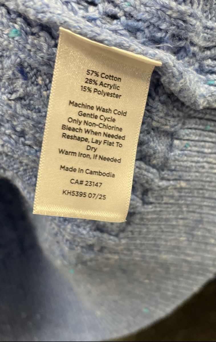 Talbots Women's Light Blue Cable Knit Shoulder Button Sweater NWT Size M