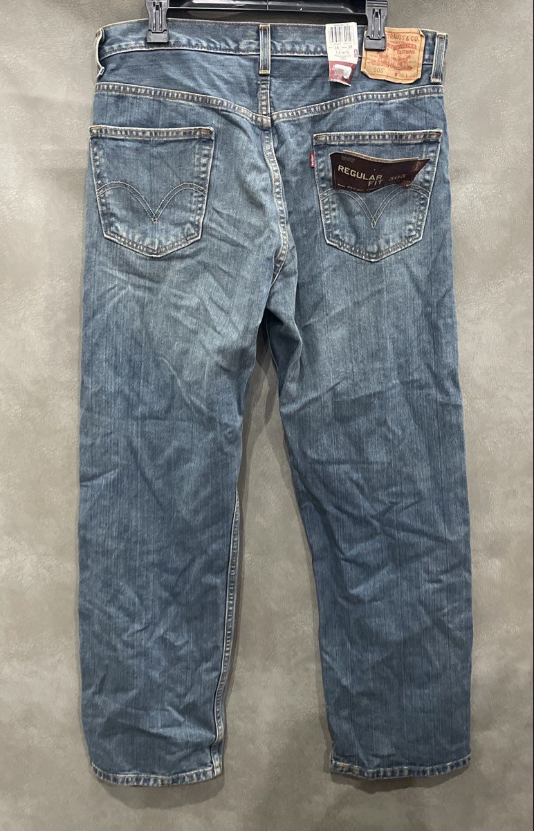 Levi's Men's 505 Regular Fit Blue Straight Leg Denim Jeans NWT Size 36x30