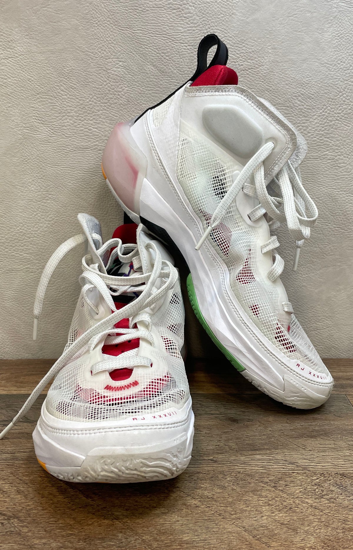 Nike Air Jordan 37 Hare White True Red Basketball Shoes Men's Size 8.5